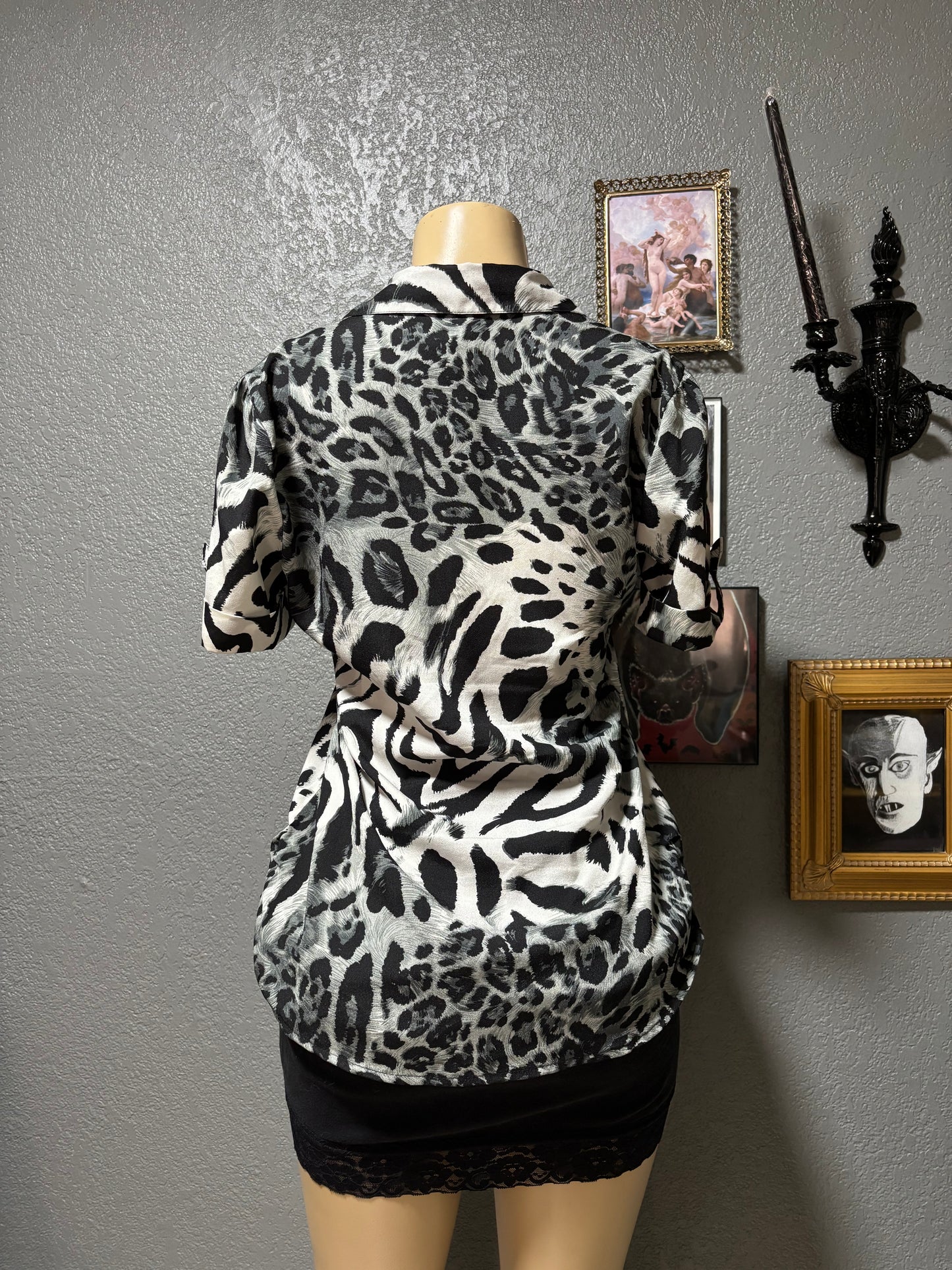 Animal Print Button Up M