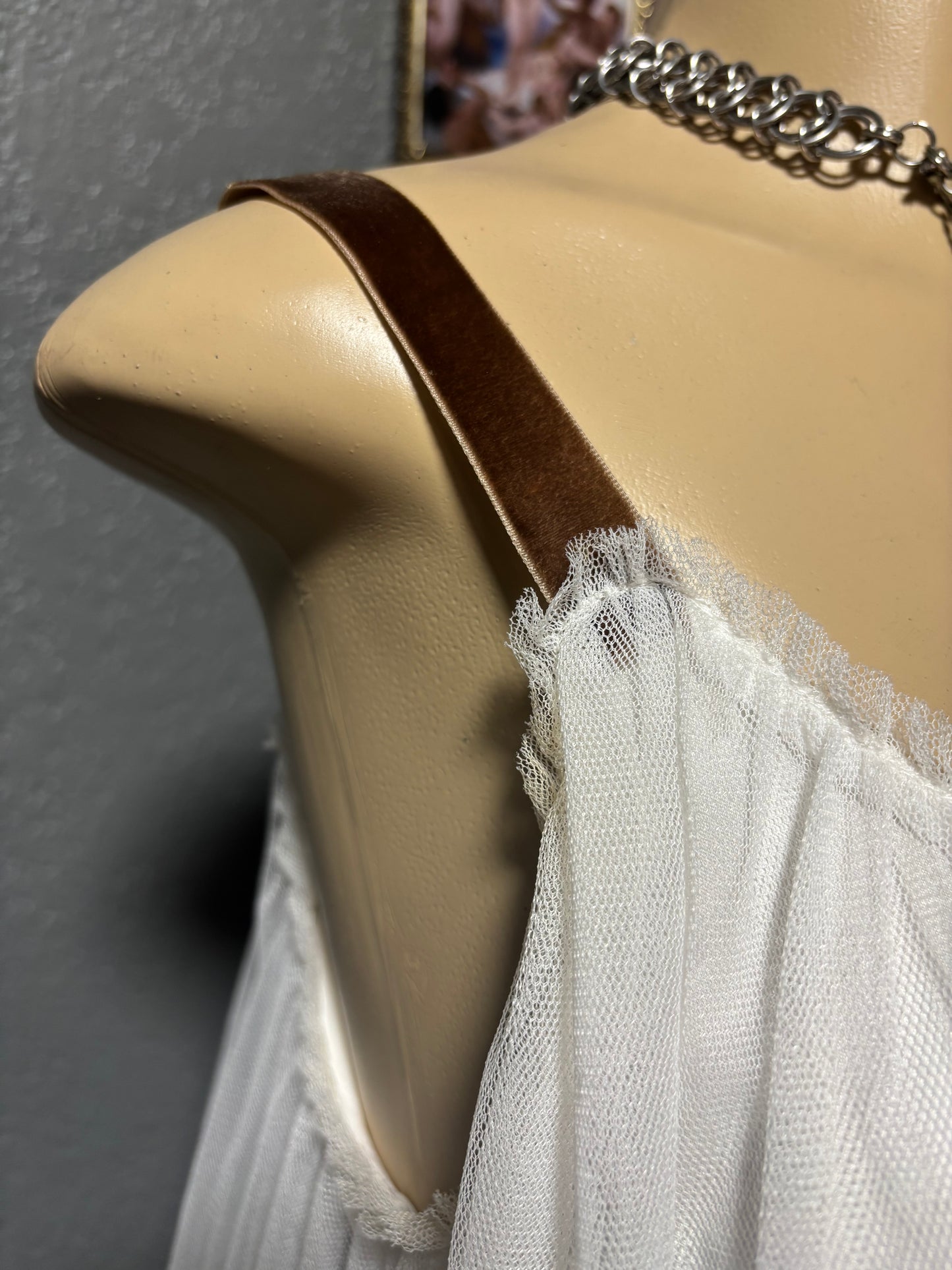 White tulle layered dress S/M