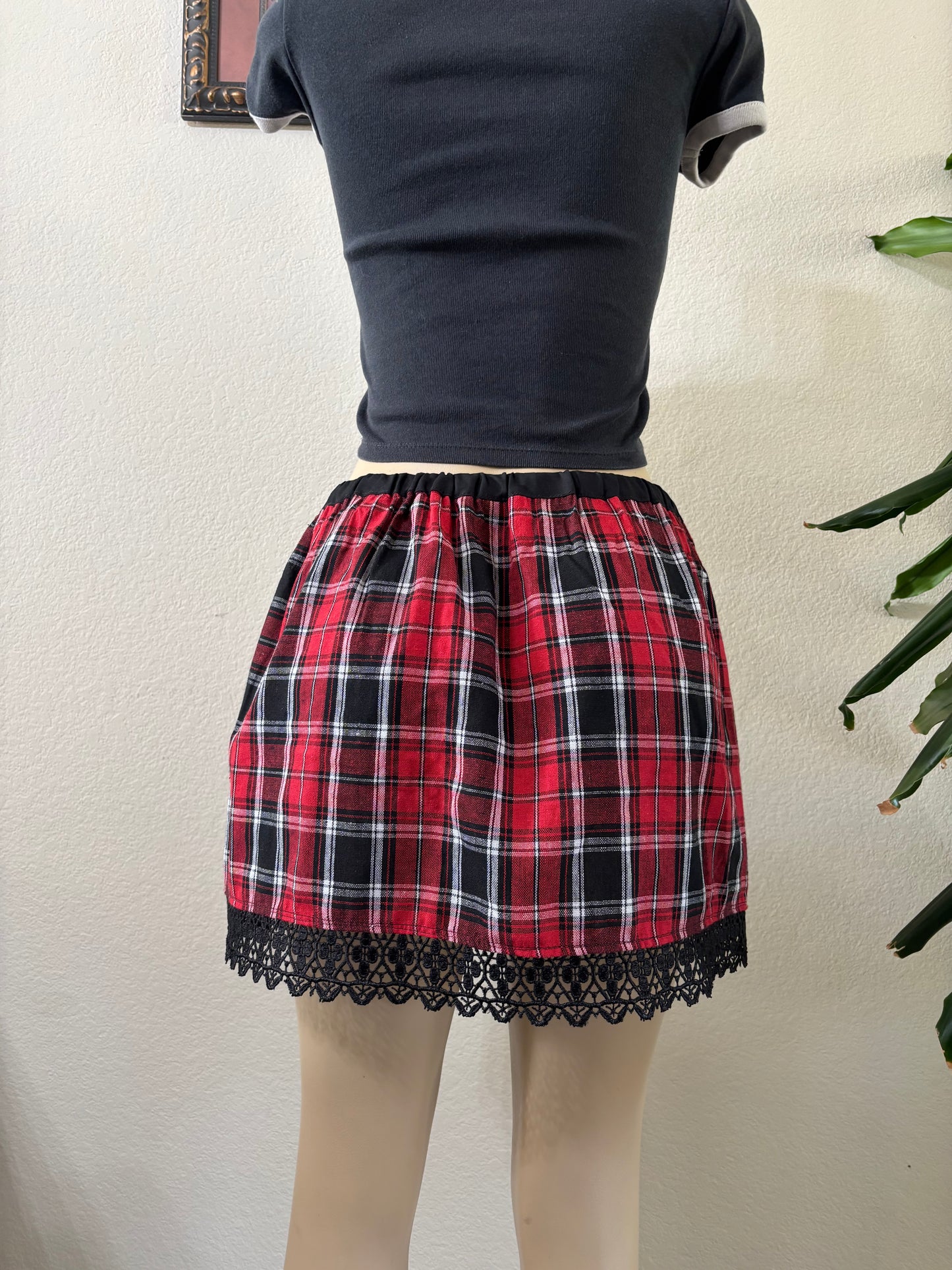 Red Plaid Skirt Large