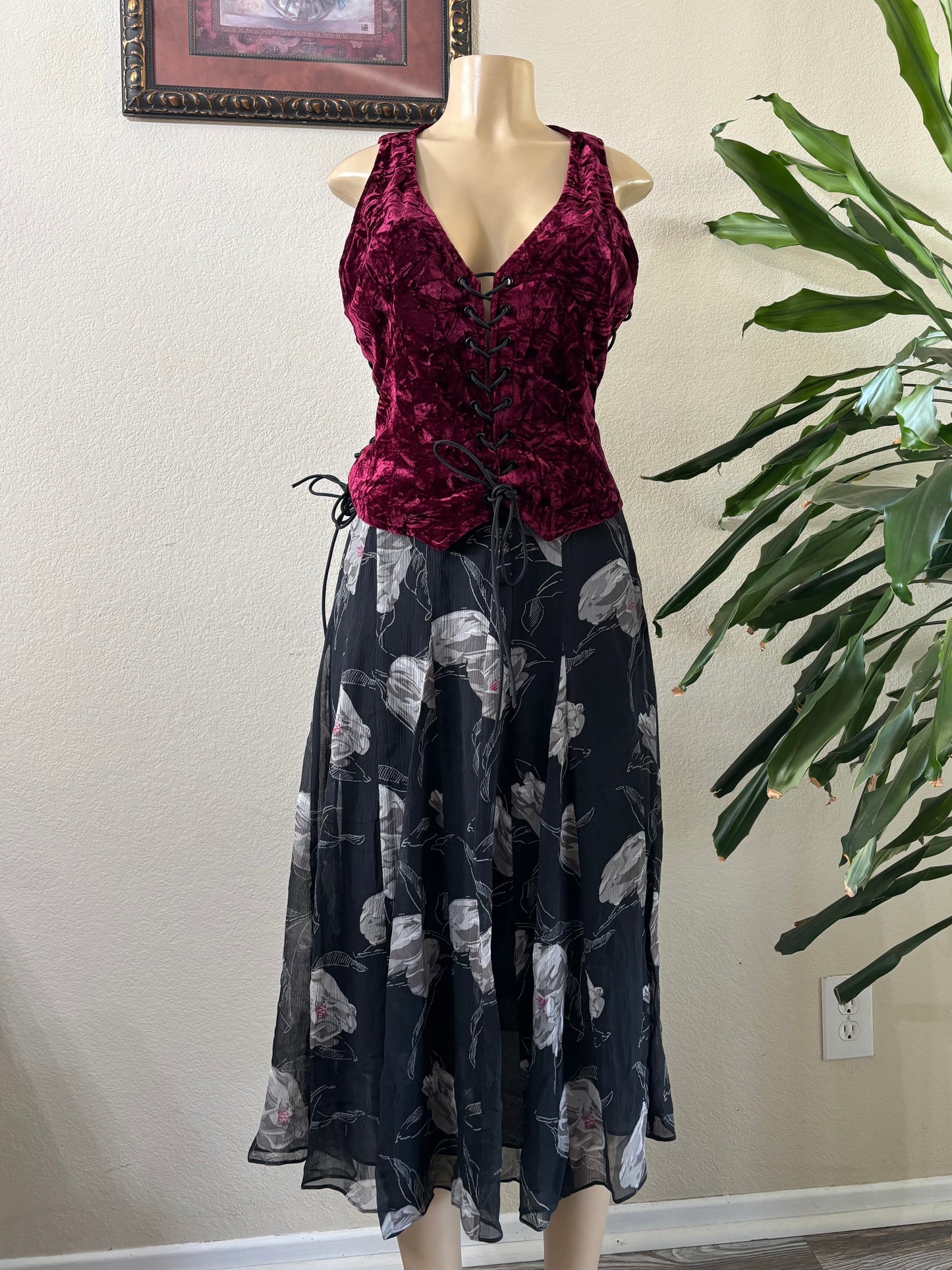 Grey Floral Skirt Size 10