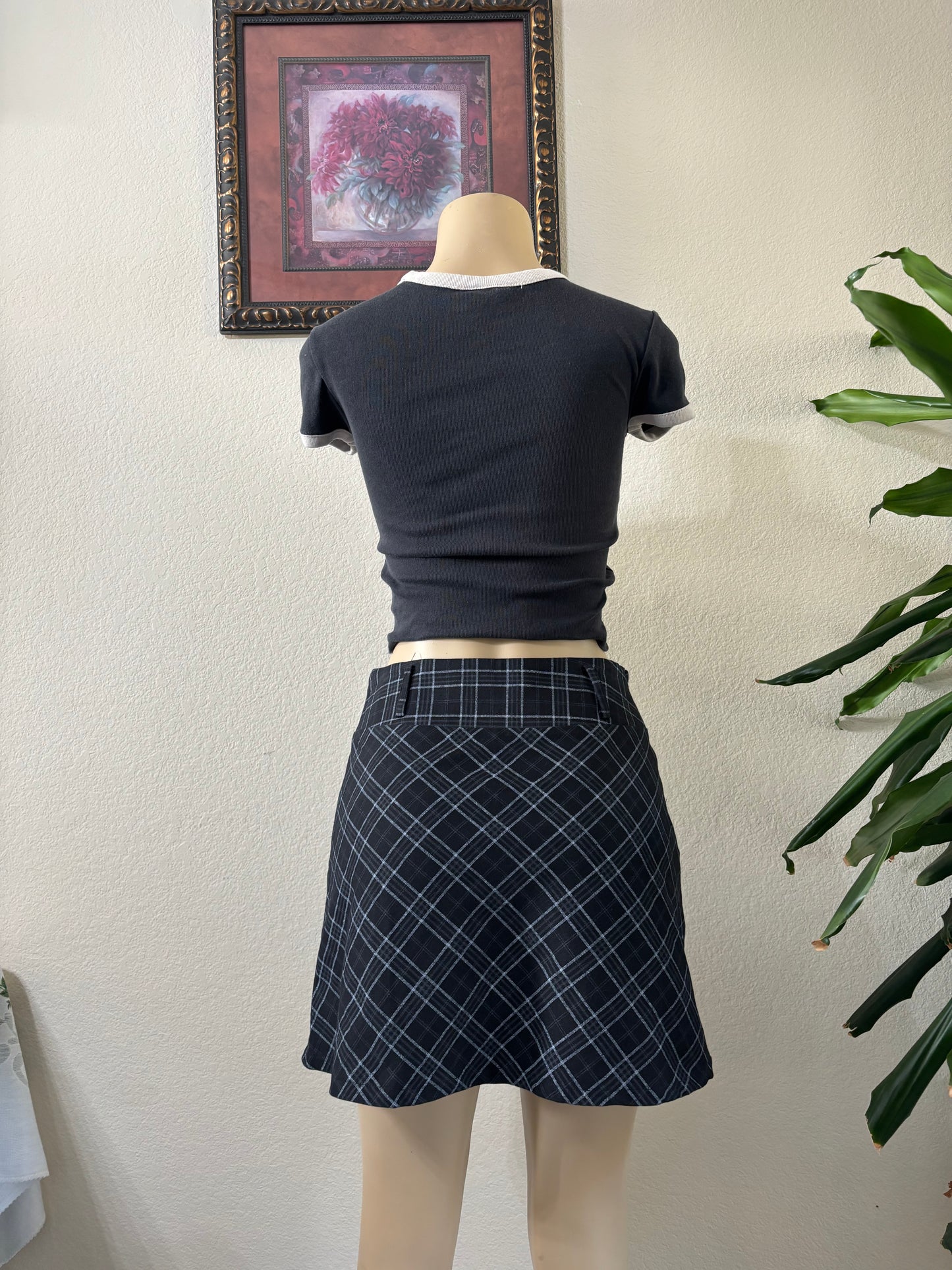 Moa Plaid Skirt Small