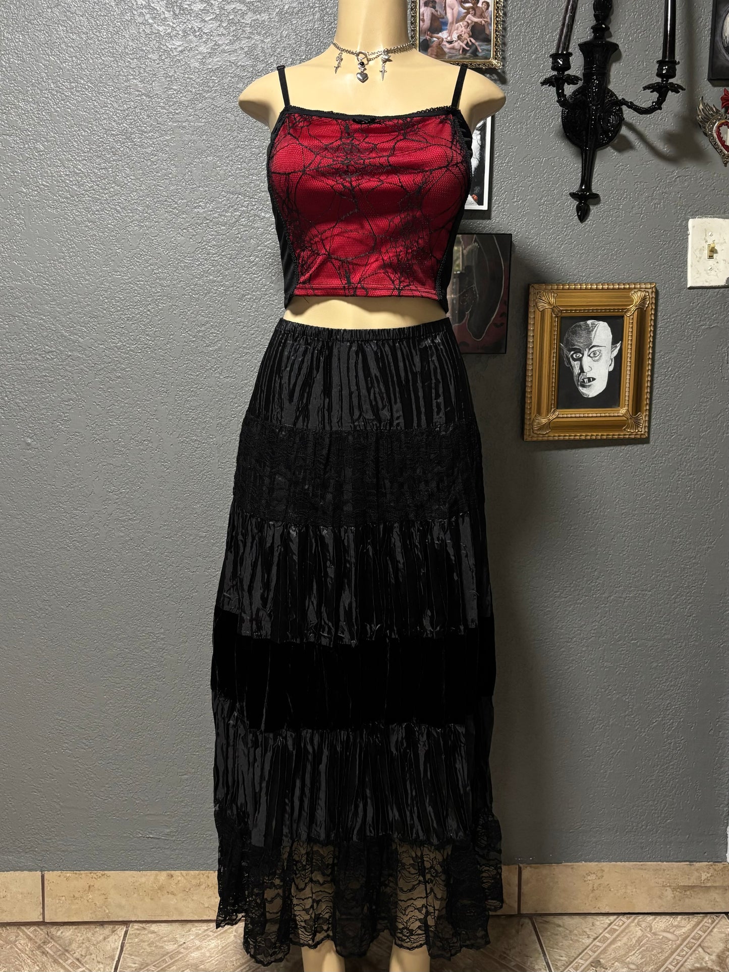 Whimsigoth MIDI Skirt 32”