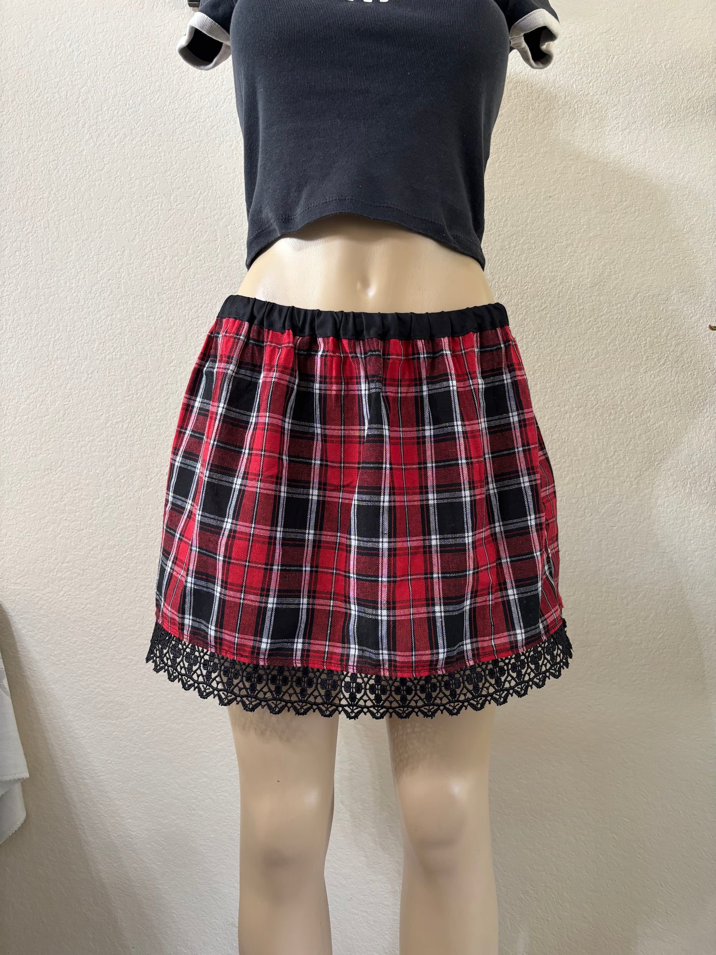 Red Plaid Skirt Large
